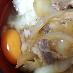 牛丼(焼肉のたれ味・卵のせ)